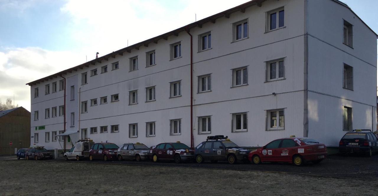 Ubytovani U Ropaku Horní Slavkov Eksteriør bilde